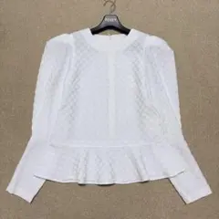 2026年最新】ohga ブラウスの人気アイテム - メルカリ