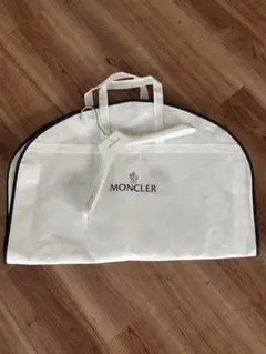 2026年最新】MONCLER ガーメントバッグの人気アイテム - メルカリ