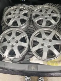 2026年最新】ダイハツ純正14インチアルミホイールの人気アイテム