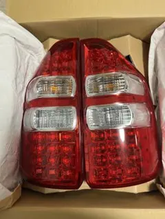 2026年最新】ノア 80系 後期 テールランプの人気アイテム - メルカリ