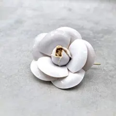 2026年最新】ルネ ブローチの人気アイテム - メルカリ