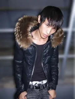 2026年最新】00s archive ファー付きダウンの人気アイテム - メルカリ