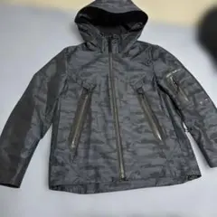 2026年最新】バーバリー 迷彩 ダウンの人気アイテム - メルカリ