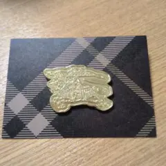 2026年最新】バーバリー ピンバッジの人気アイテム - メルカリ