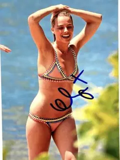 2026年最新】マーゴット・ロビー サインの人気アイテム - メルカリ