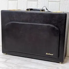 2026年最新】AMiE アタッシュケースの人気アイテム - メルカリ