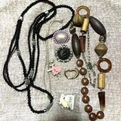 2026年最新】ブローチまとめ売りの人気アイテム - メルカリ