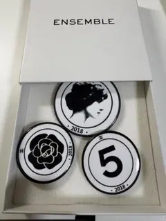 2026年最新】chanel ブローチ ノベルティの人気アイテム - メルカリ