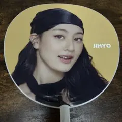 2026年最新】twice ジヒョ うちわの人気アイテム - メルカリ