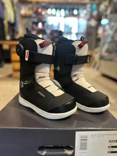 2026年最新】DEELUXE ブーツ(子ども用)の人気アイテム - メルカリ