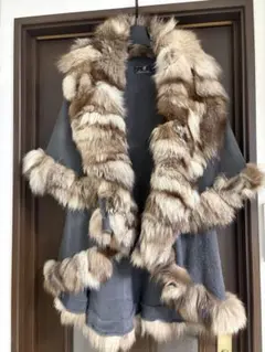 2026年最新】リアルファーポンチョの人気アイテム - メルカリ