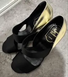 2026年最新】ロジェヴィヴィエ 37の人気アイテム - メルカリ