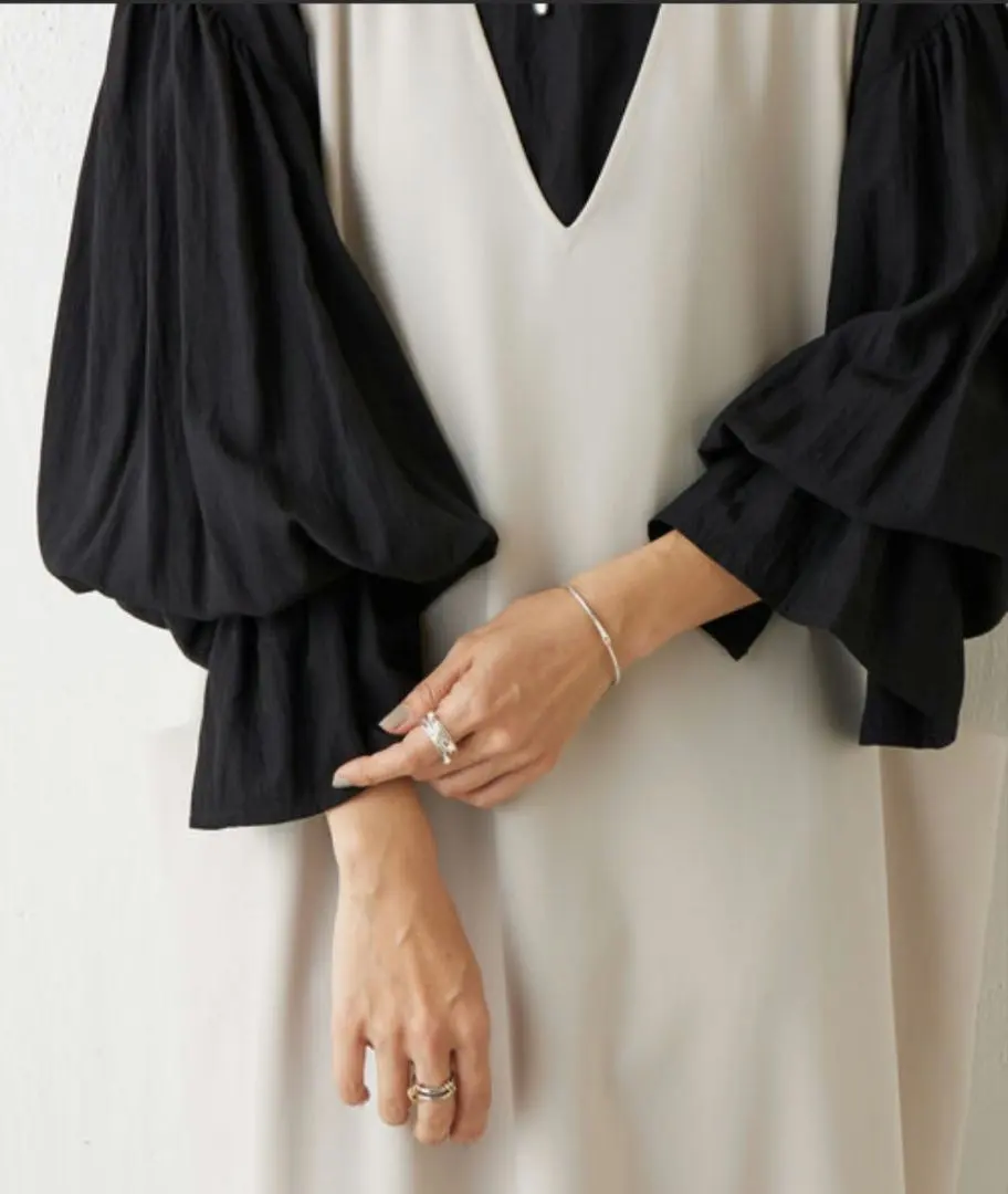 2026年最新】LIVETART ギャザーカフスシャツの人気アイテム - メルカリ