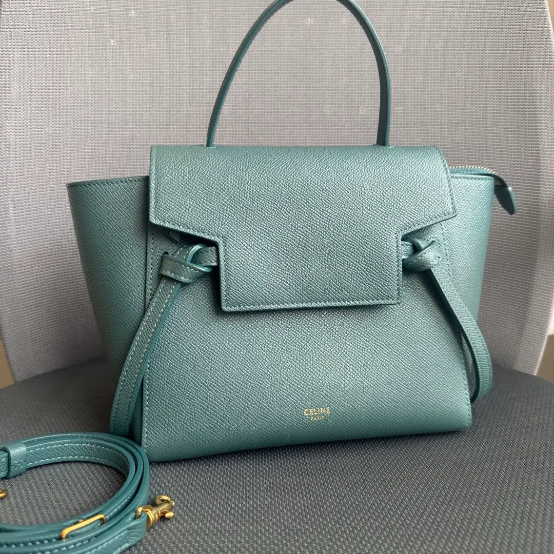 2026年最新】セリーヌ ベルトバッグ ナノ ライトトープの人気アイテム