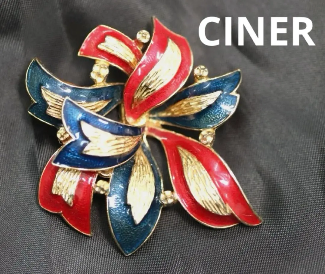 2026年最新】ciner ブローチの人気アイテム - メルカリ