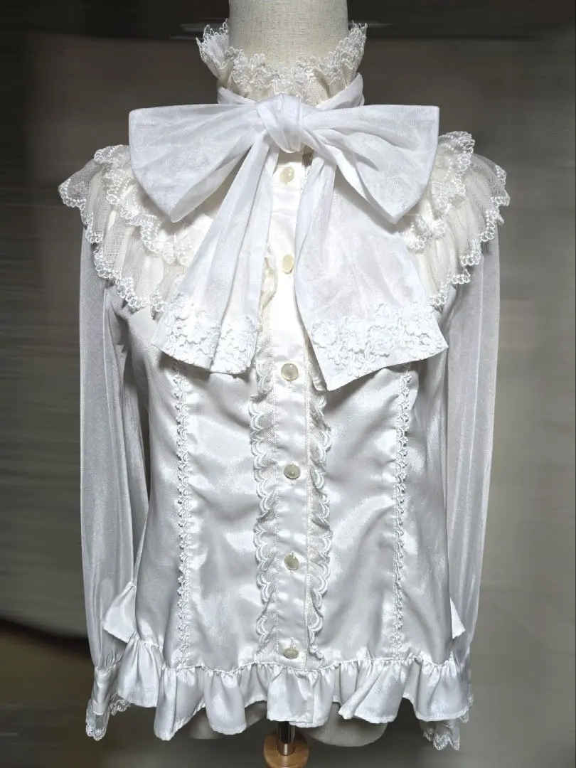 2026年最新】atelier boz ブラウスの人気アイテム - メルカリ