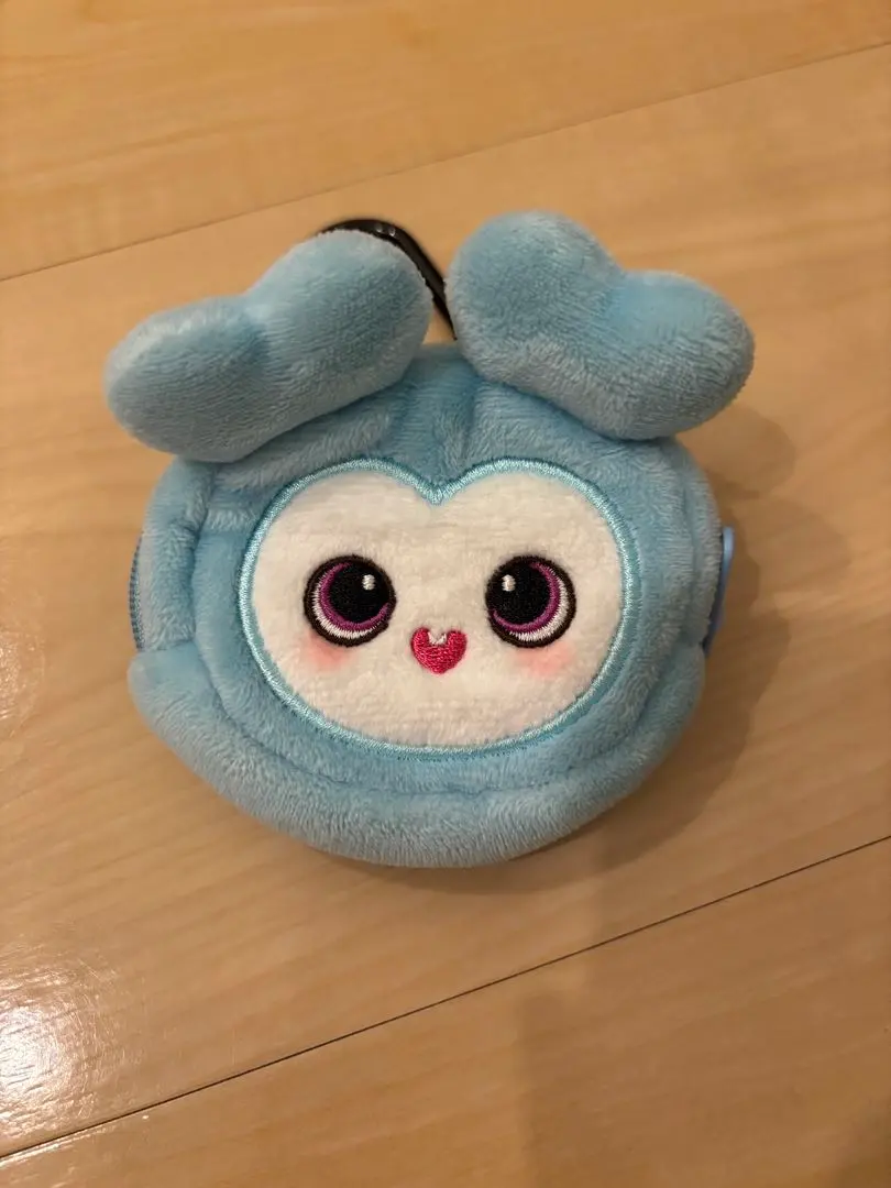 2026年最新】イヤホンポーチ ナヨンの人気アイテム - メルカリ