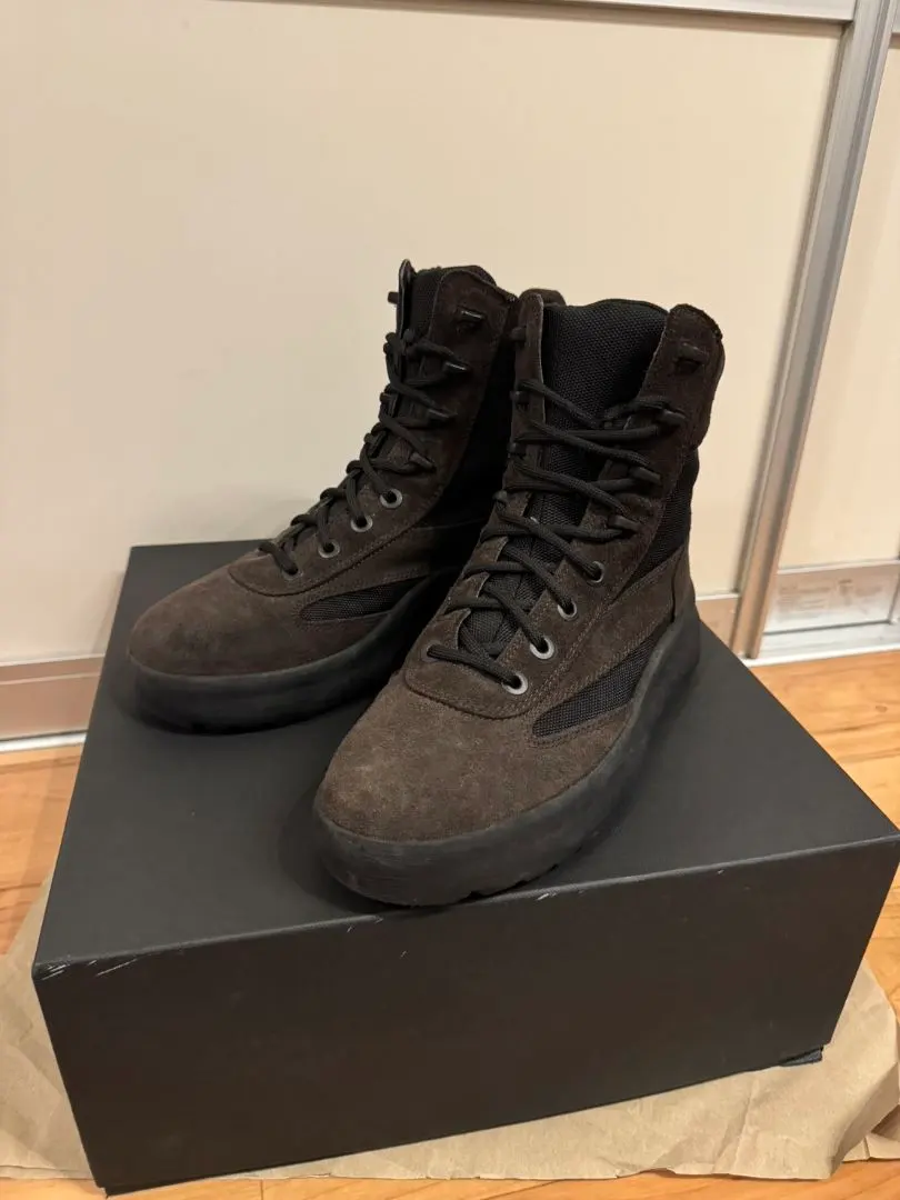 2026年最新】Yeezy MILITARY BOOT SEASON3の人気アイテム - メルカリ