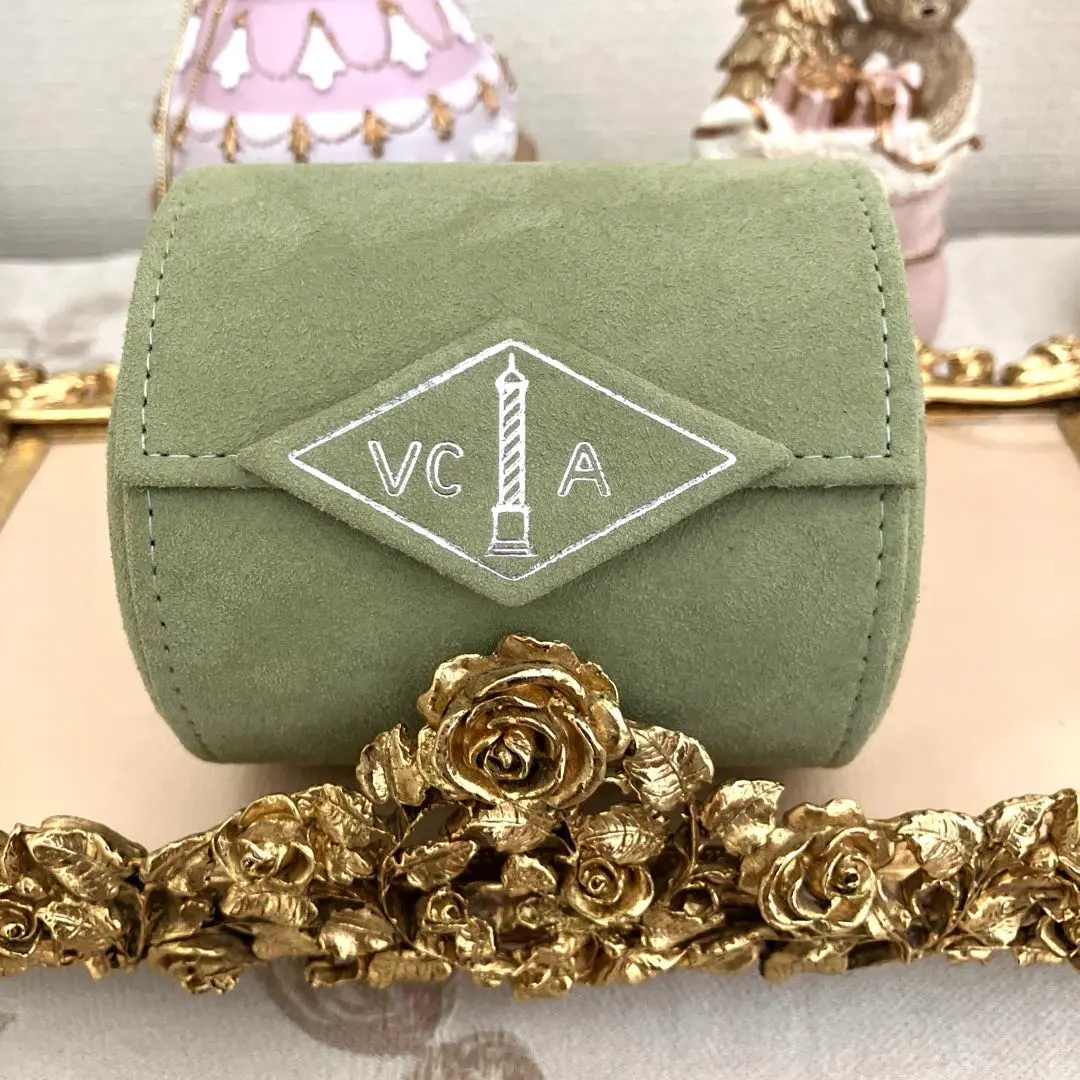 2026年最新】ヴァンクリーフ 時計ケースの人気アイテム - メルカリ