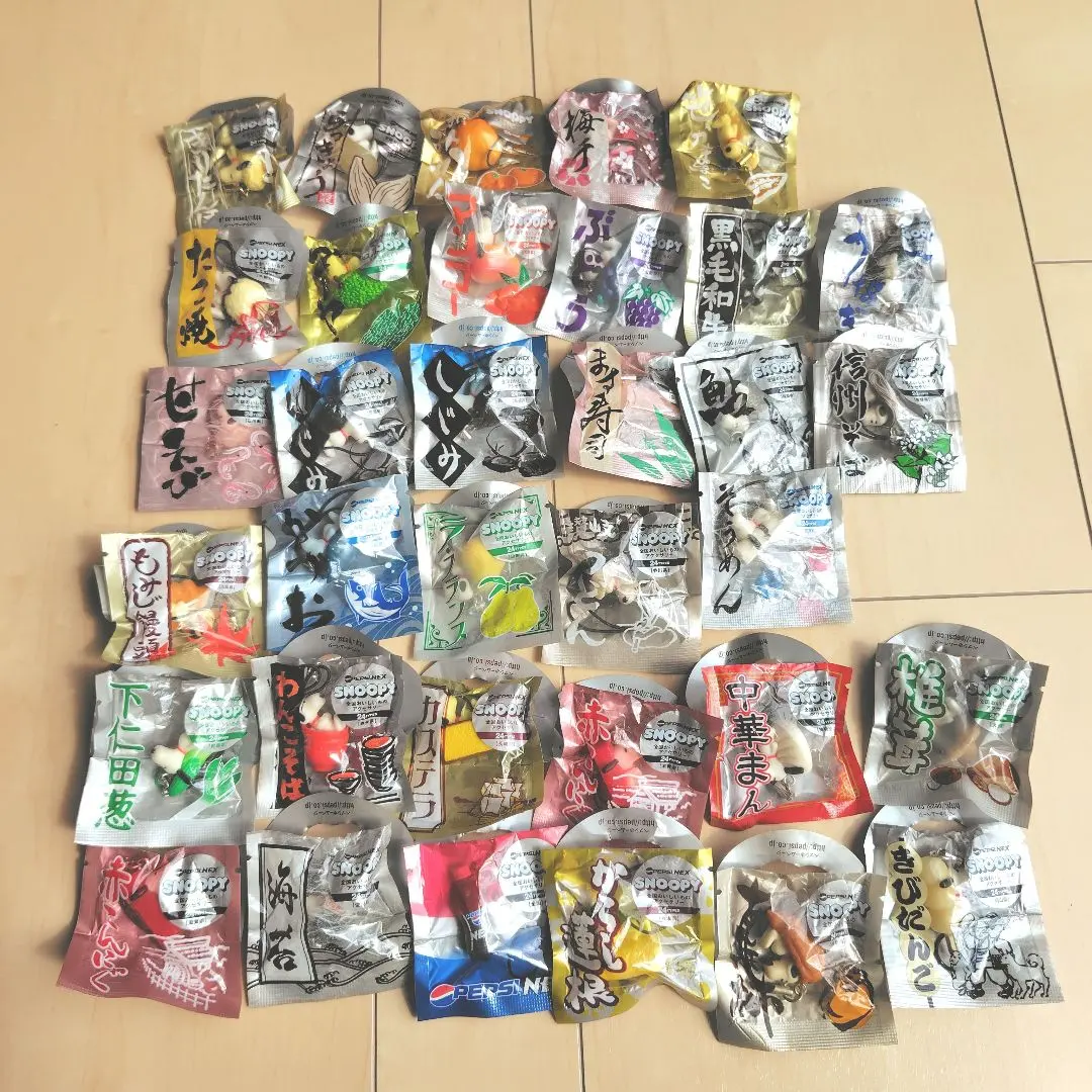 2026年最新】スヌーピー 全国おいしいものアクセサリー 弾の人気