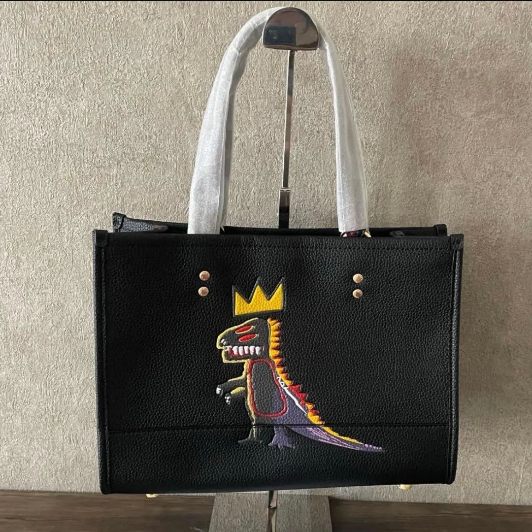 2026年最新】バスキア コーチの人気アイテム - メルカリ