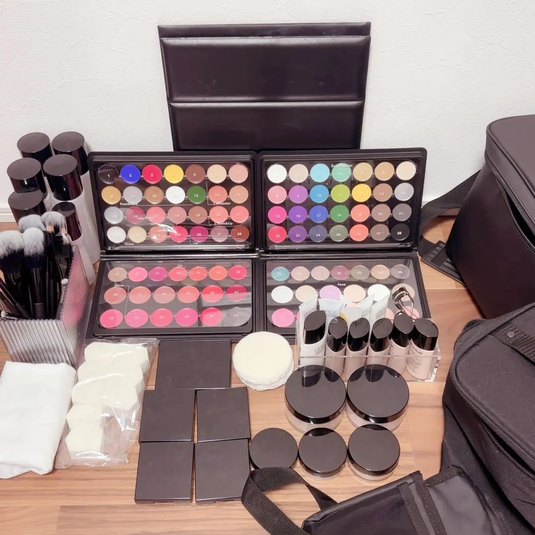 2026年最新】BRI-DE メイク道具・化粧小物の人気アイテム - メルカリ