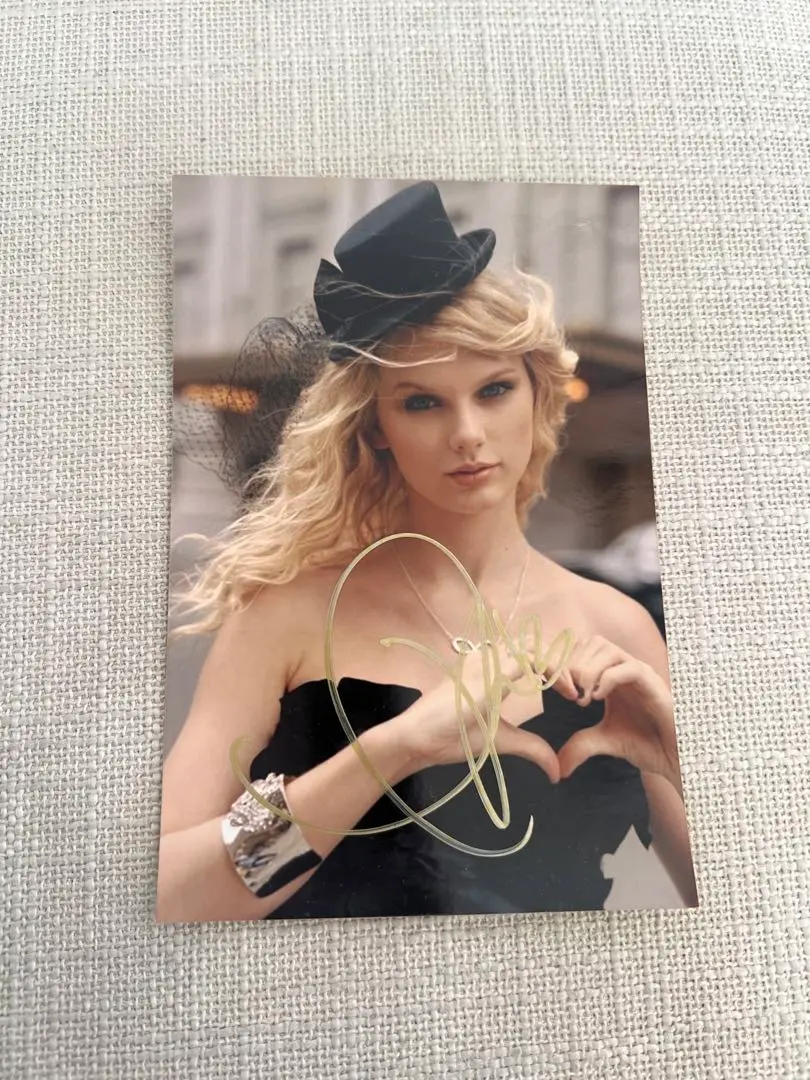 2026年最新】テイラースウィフト サインの人気アイテム - メルカリ