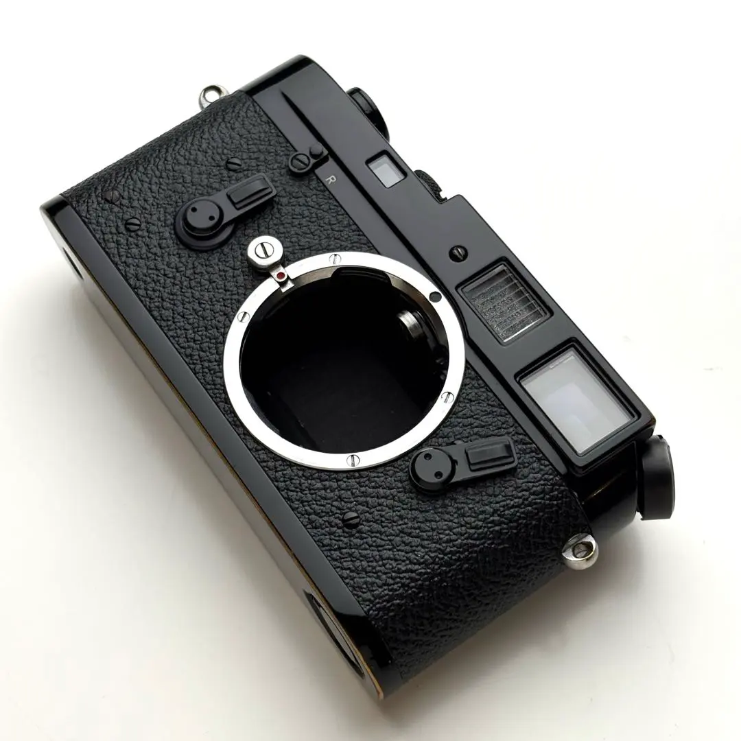ライカ Leica ブラックペイント底蓋 ベースプレート M3用？ 高橋塗