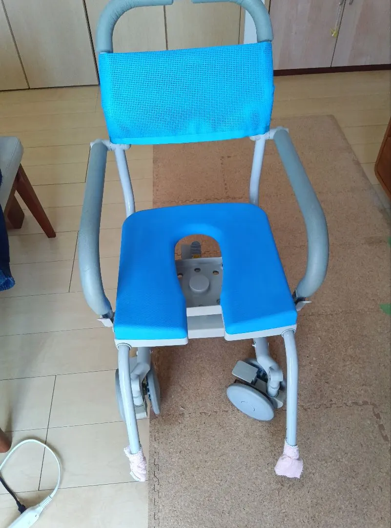 2026年最新】入浴用車椅子・シャワーキャリーの人気アイテム - メルカリ