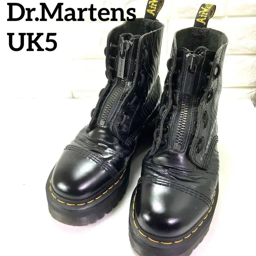 2026年最新】ドクターマーチンゼブラエンボスの人気アイテム - メルカリ