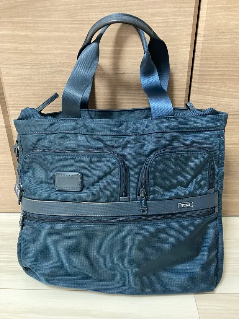 2026年最新】tumi ships トートバッグの人気アイテム - メルカリ