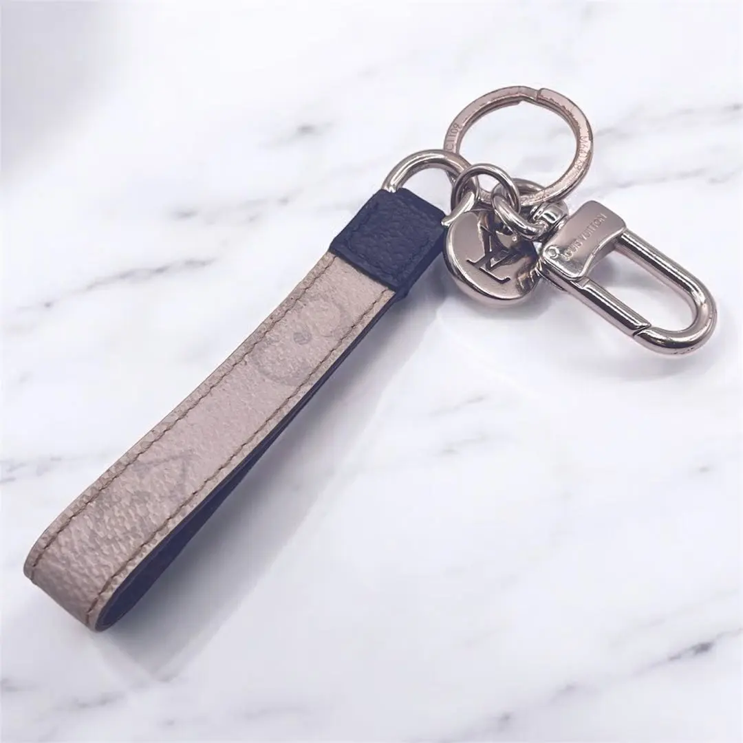 2026年最新】ルイヴィトン ポルト クレ・ドラゴンヌの人気アイテム