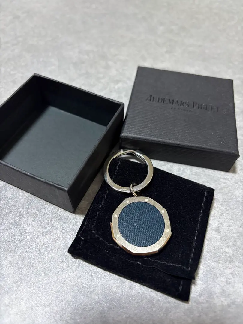 2026年最新】オーデマピゲ キーホルダーの人気アイテム - メルカリ