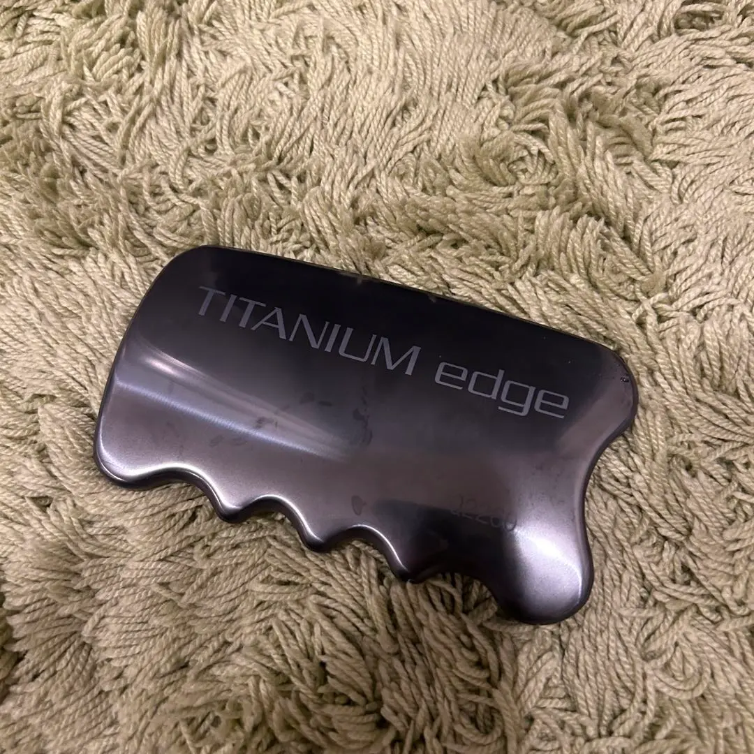 Titanium Edge 美顔用品 C7302