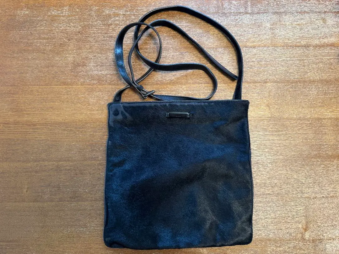 2026年最新】プラダ ハラコ バッグの人気アイテム - メルカリ