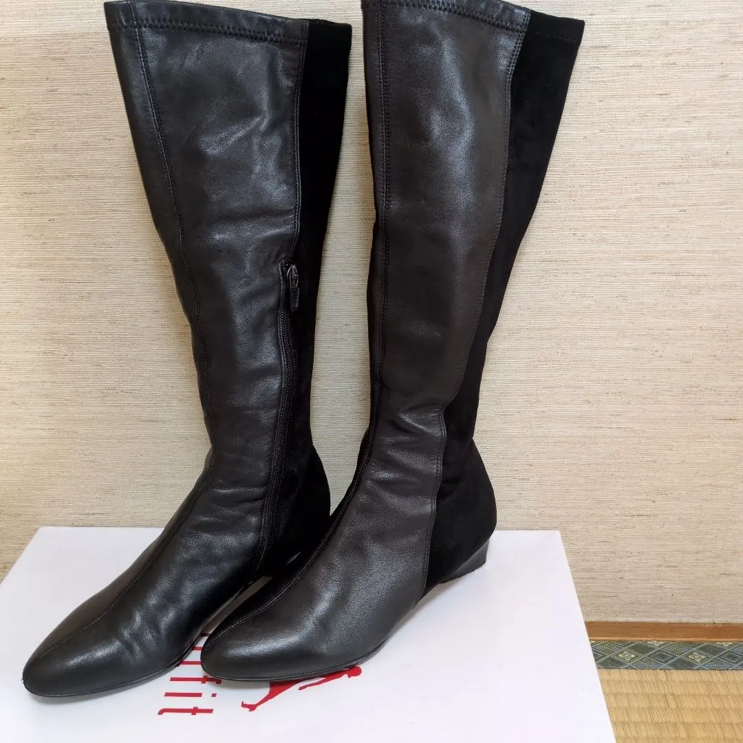 2026年最新】DoCLASSE ロングブーツの人気アイテム - メルカリ