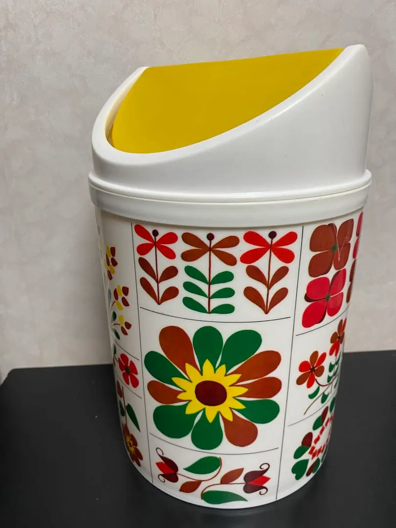 2026年最新】レトロポップゴミ箱の人気アイテム - メルカリ