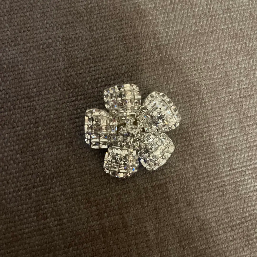 2026年最新】foxey ピンブローチの人気アイテム - メルカリ