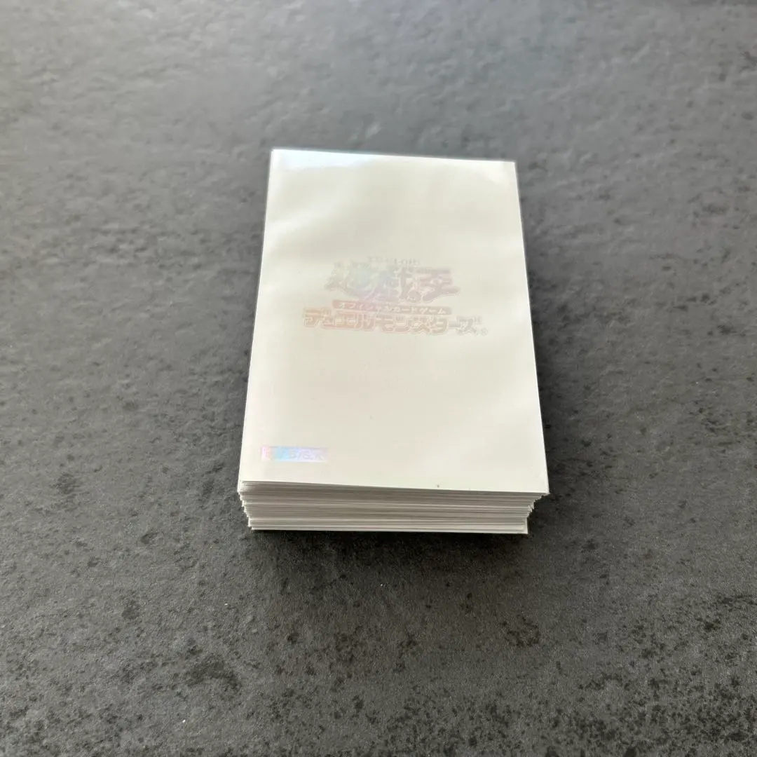 2026年最新】遊戯王 初期ロゴ スリーブ 白の人気アイテム - メルカリ