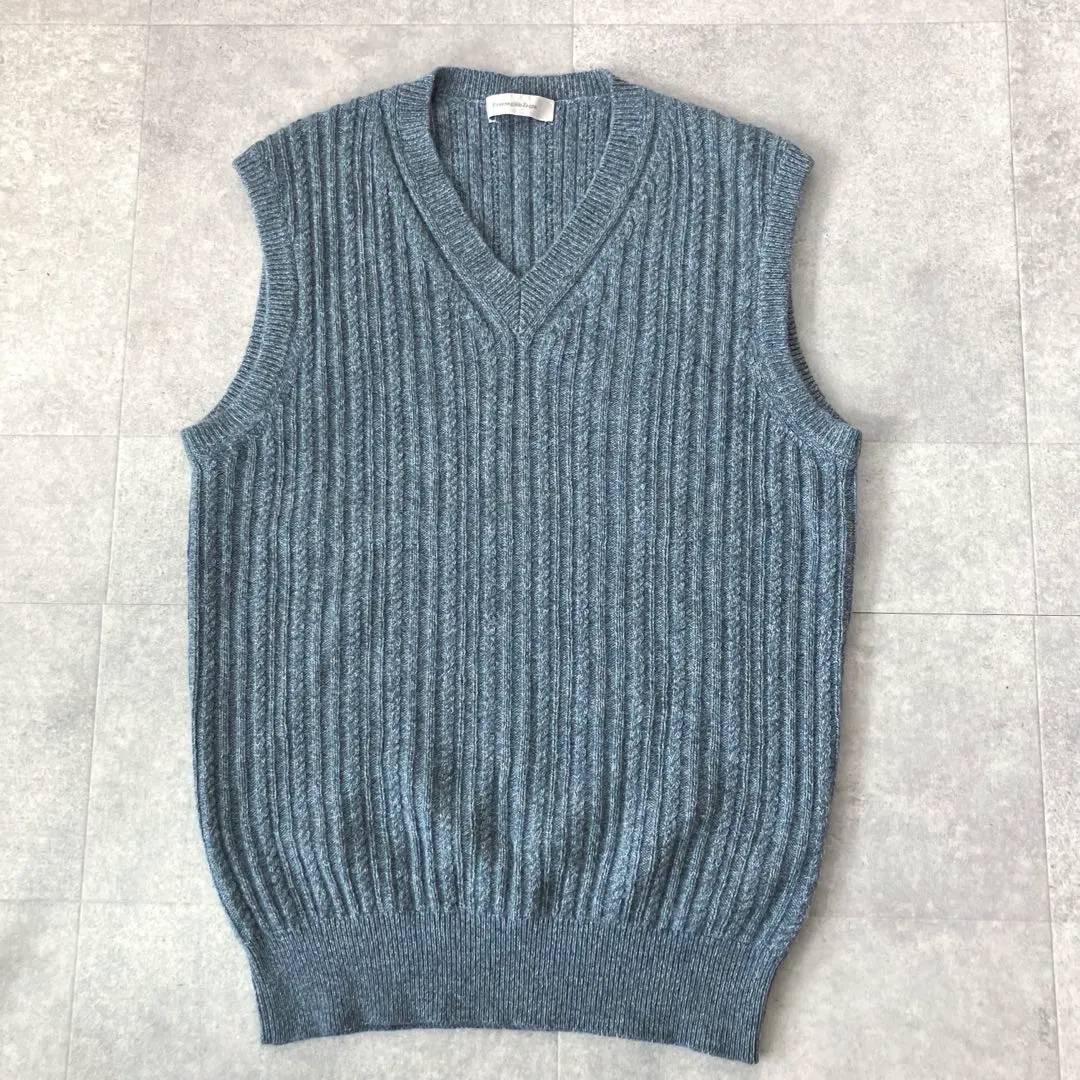 m52034634676_1.jpg?1764837330