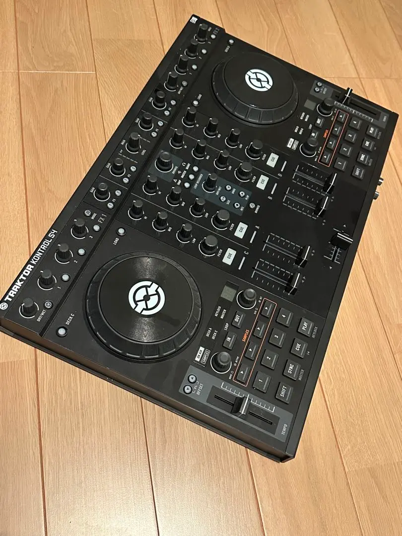 2026年最新】traktor kontrol s4の人気アイテム - メルカリ