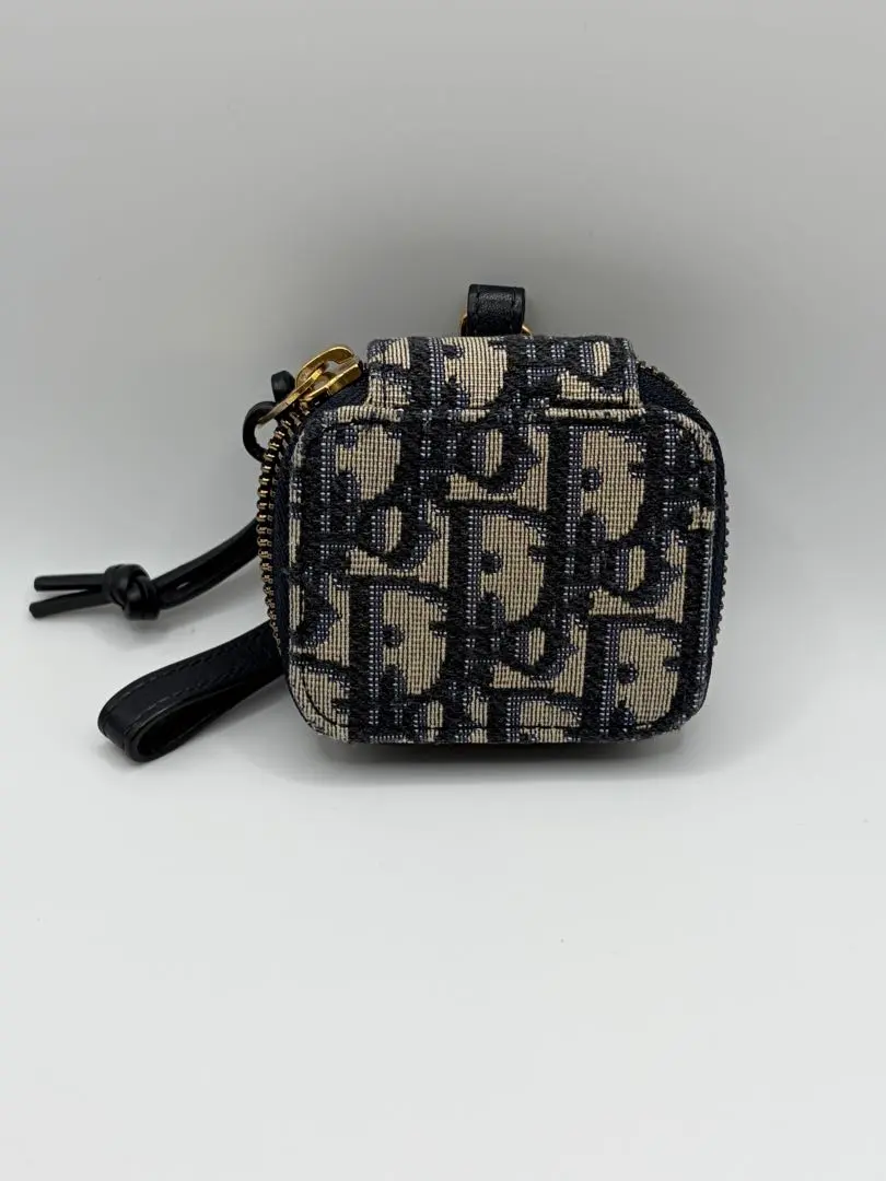 2026年最新】airpodsケース diorの人気アイテム - メルカリ