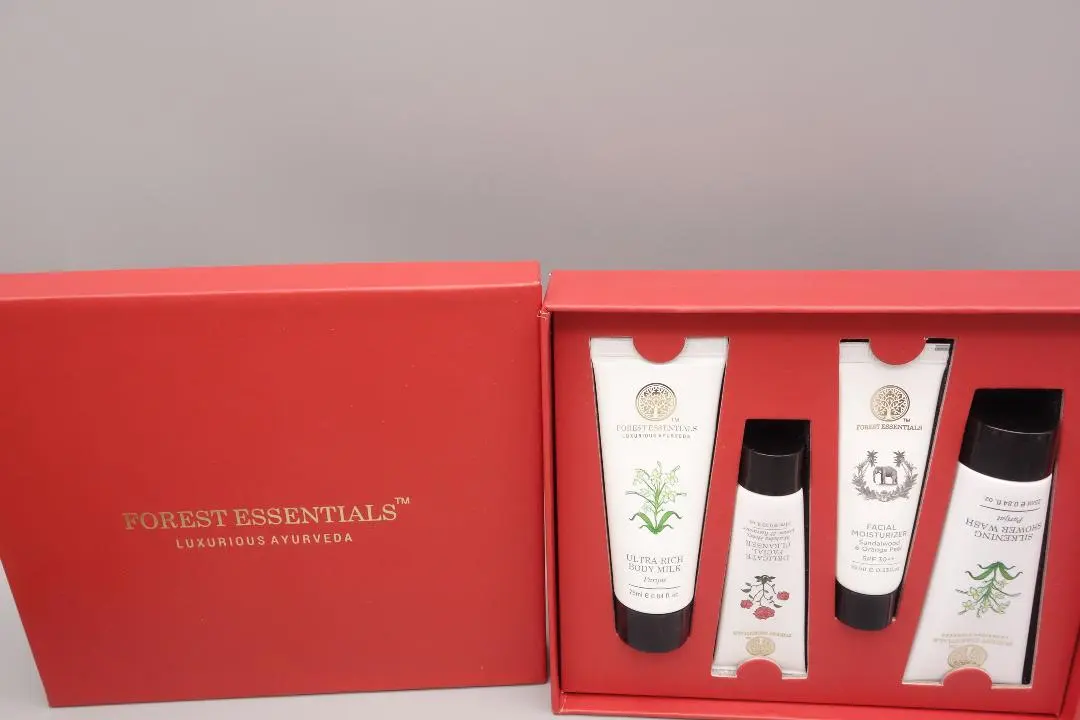 2026年最新】フォレストエッセンシャルズの人気アイテム - メルカリ