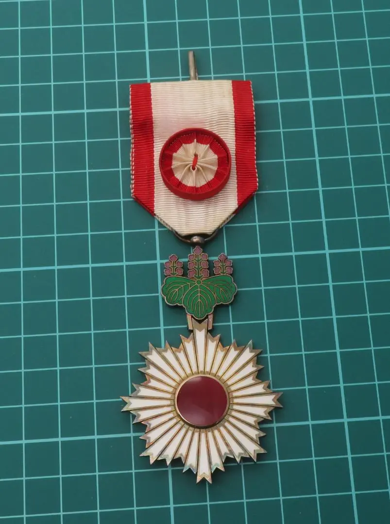 2026年最新】勲四等旭日小綬章の人気アイテム - メルカリ