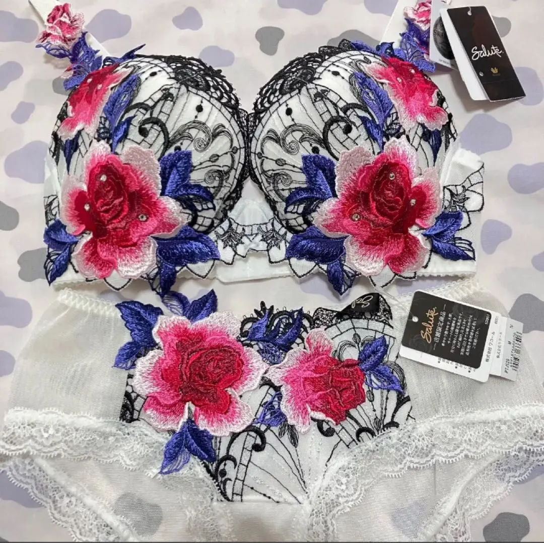 2026年最新】サルート ラマンの人気アイテム - メルカリ