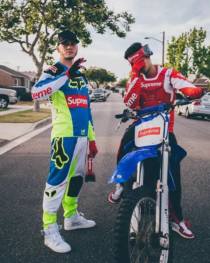 2026年最新】supreme fox racing motoの人気アイテム - メルカリ