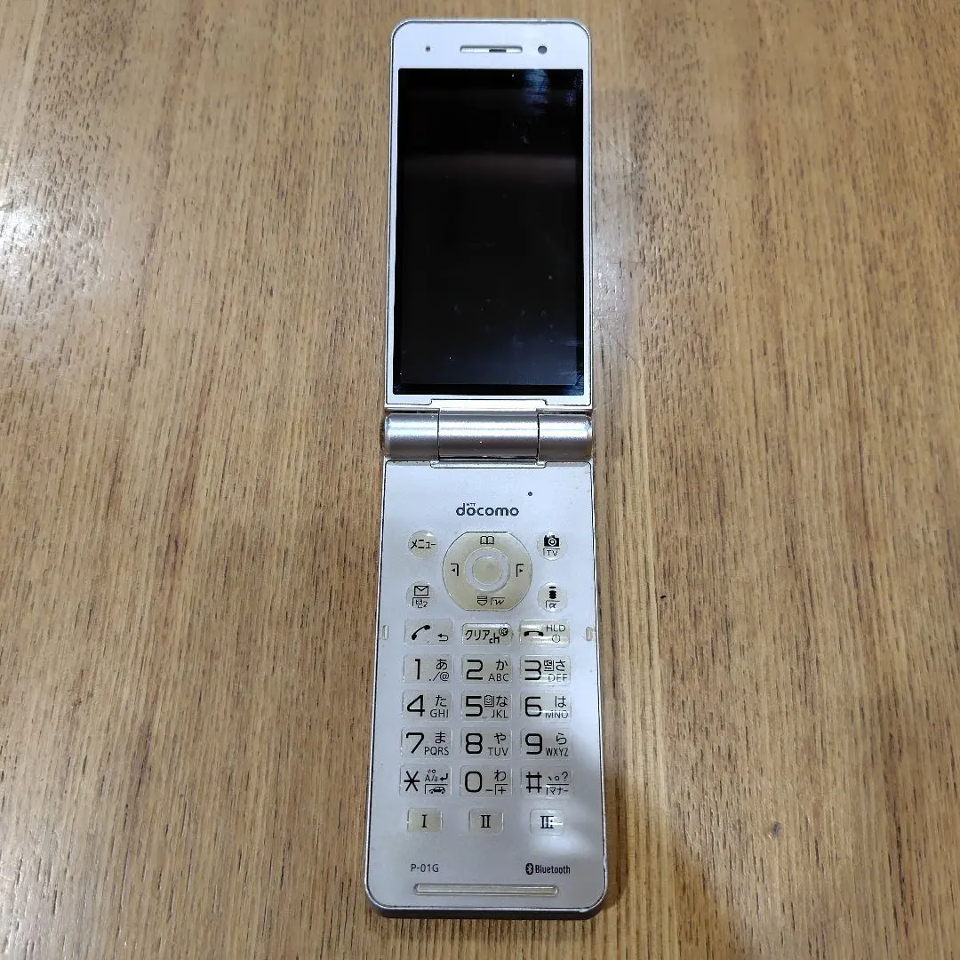 2026年最新】ガラケー 充電器 p-01gの人気アイテム - メルカリ