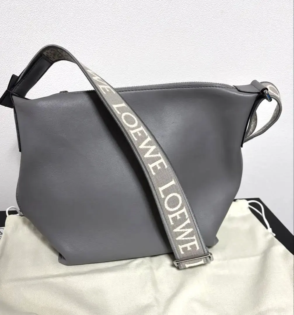 2026年最新】LOEWE キュービィ クロスボディバッグ スモール（サプル