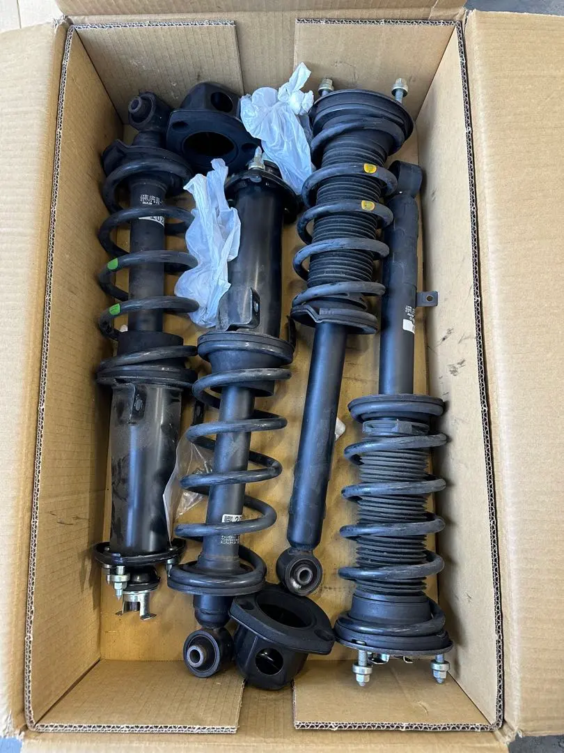 2026年最新】200系クラウンサスペンションの人気アイテム - メルカリ