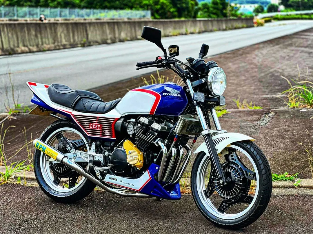 R*u様 CBX400F 550F 激鳴きLATE RISER